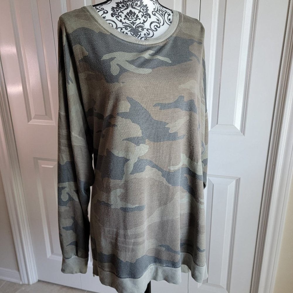 Lightweight Camo Sweatshirt